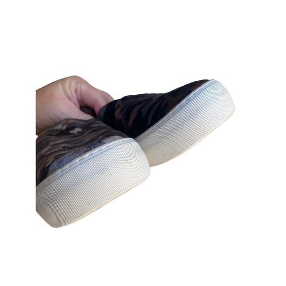 J/Slides Ariana Women's Slip On's Camo | Size: 7.5 - Picture 7 of 15